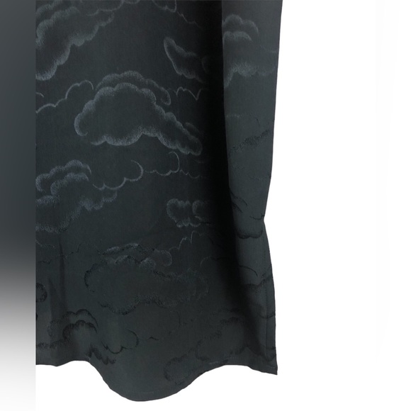 SHIRT - Women's H Look Black Silk Blouse With Subtle Cloud Pattern. Size Large. - Picture 9 of 13